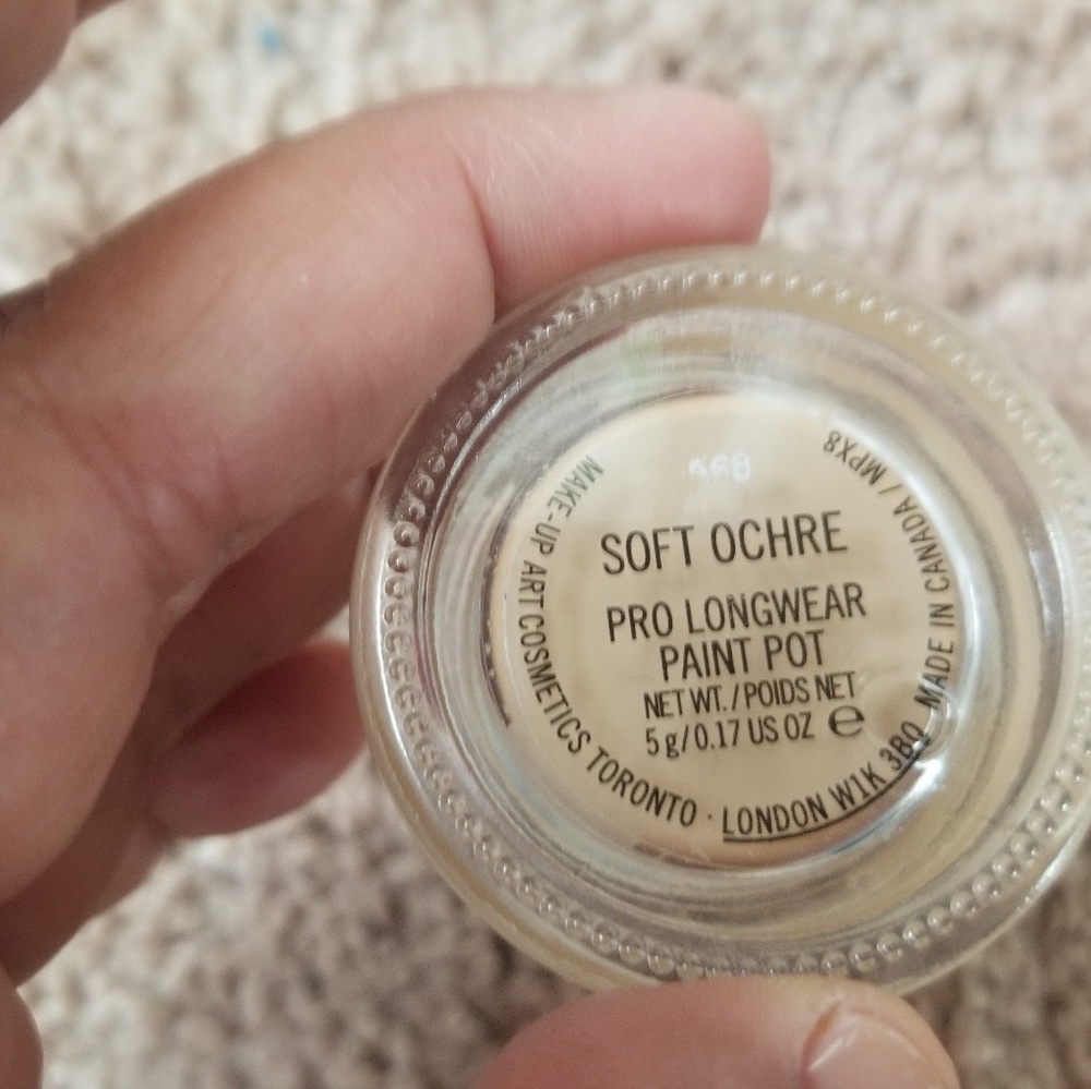 MAC Longwear Paint Pot